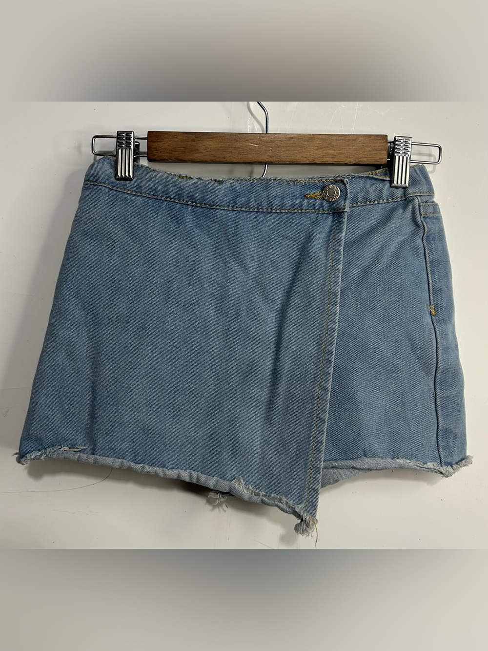 5 for $25🔥Soho Blue‎ Denim Faux Wrap Denim Skort Girls Size 12